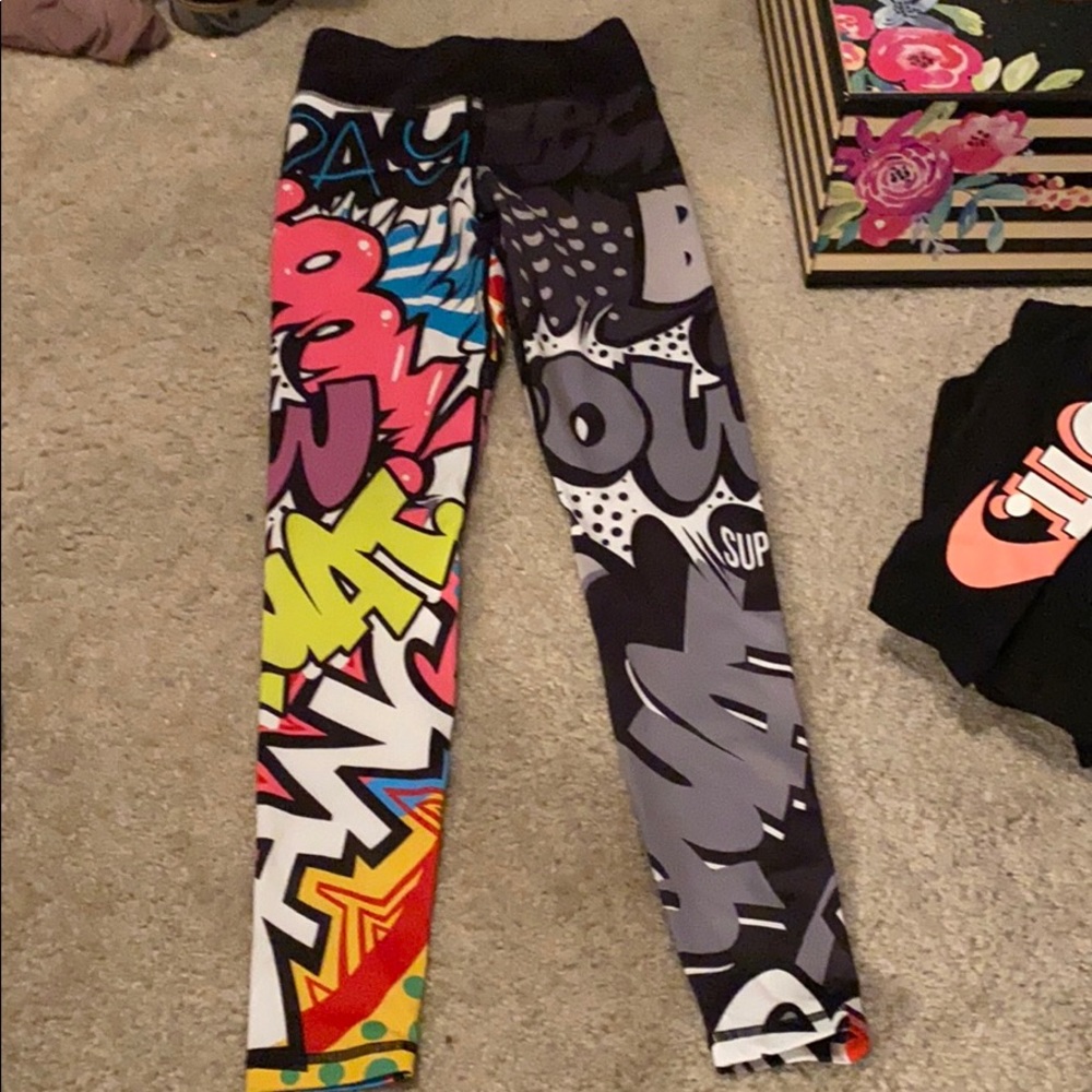 XS Super fresh graffiti leggings! Never worn